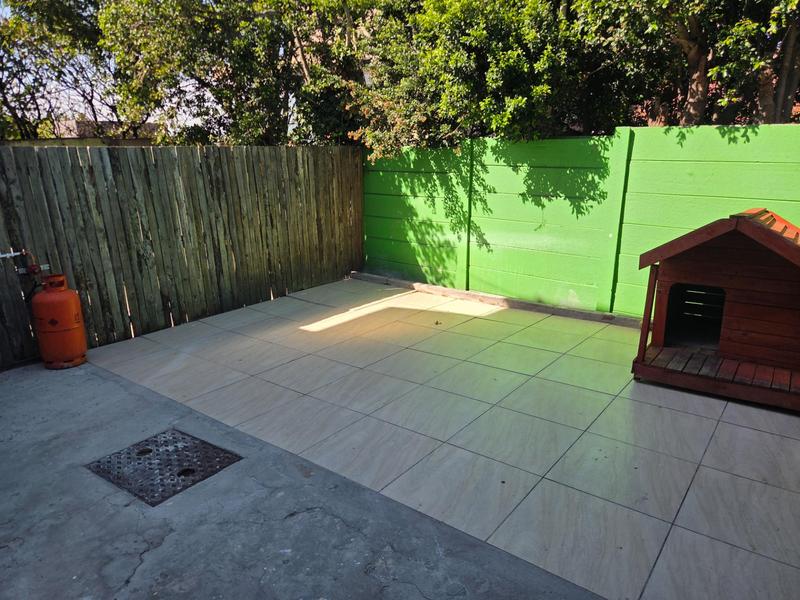 To Let 2 Bedroom Property for Rent in University Estate Western Cape